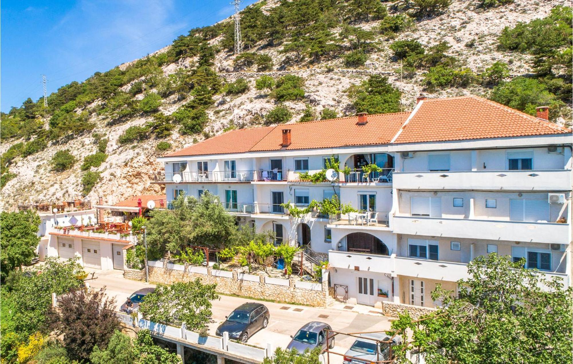 Lovely Apartment In Stara Baska 1 With Kitchen מראה חיצוני תמונה